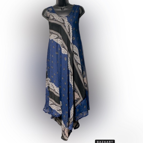 Dresses & Skirts - 5/$25 Ana & Kate Dress